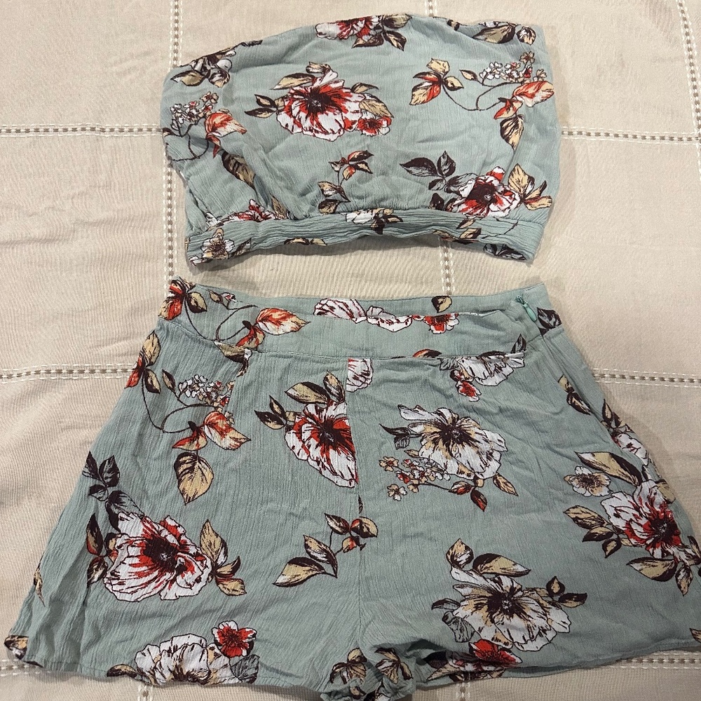 Two piece floral set